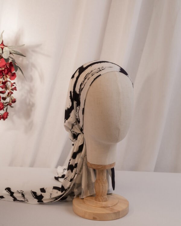 Black & White Turban – Tie Back Style
